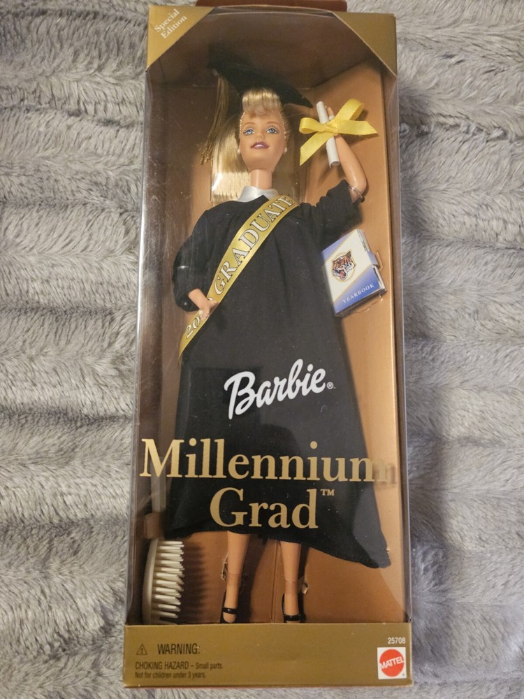 Barbie Millennium Grad 2000 Special Edition Doll 25708 New in Box