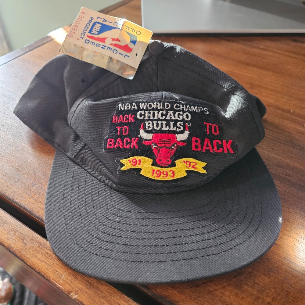1993 Chicago Bulls Three-Peat Championship Vintage Snapback Hat  