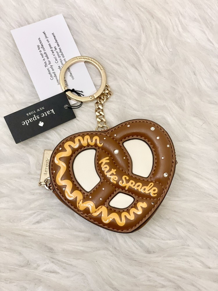 Kate Spade NYC Big Apple 3D Pretzel Coin Purse KJ062 Multi NWT