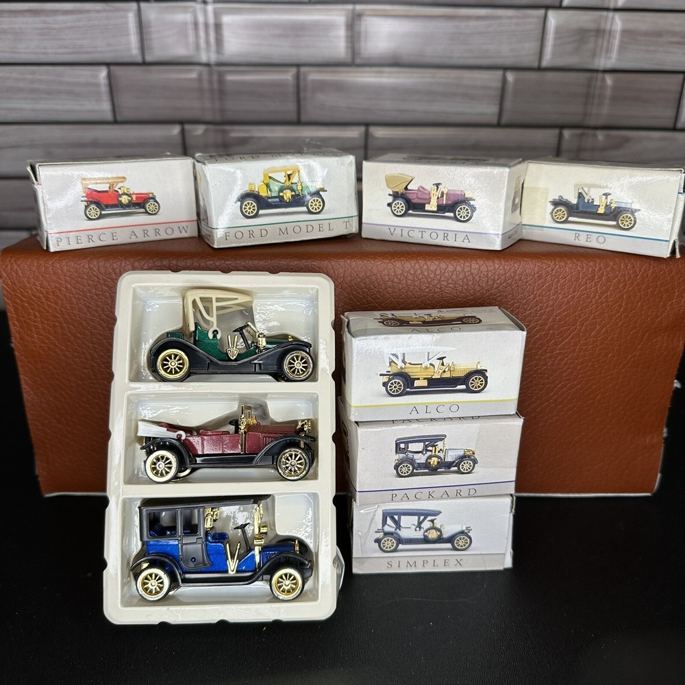 Mixed Lot of 10 Classic Car Miniatures Die Cast Readers Digest/High Speed