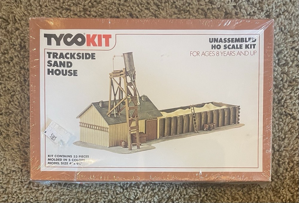 TYCO HO Scale Kit 7763 Unassembled Vintage Trackside Sand House Plastic Model