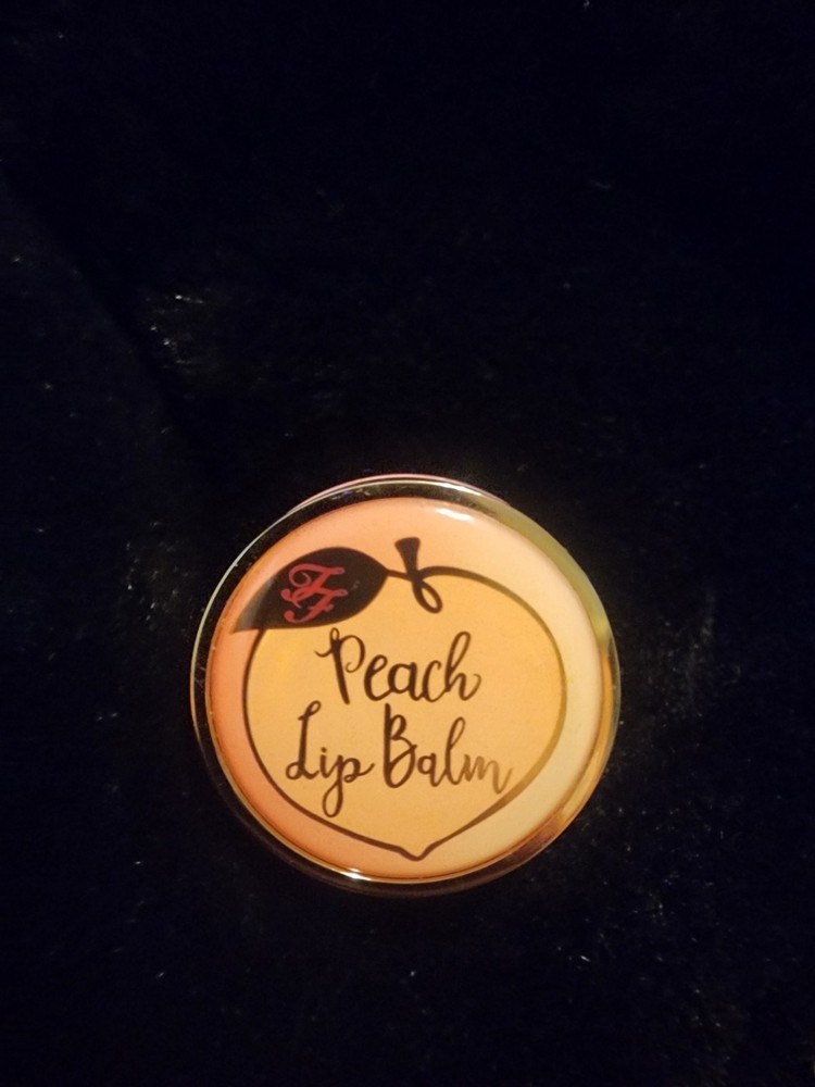 Too Faced Peach Lipbalm, FULLSIZE, NWT! 🔥🔥🔥 RARE!