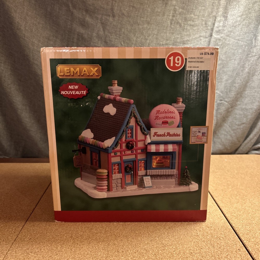 Lemax Caddington Village Madeline’s Macarons #45246 New with tags and box