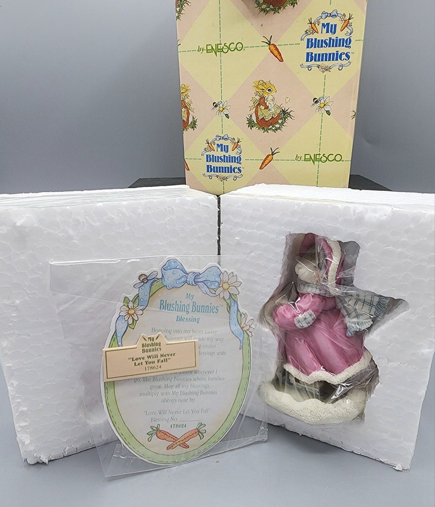 My Blushing Bunnies Love Never Lets You Fall 1996 Enesco Priscilla Hillman Figurine