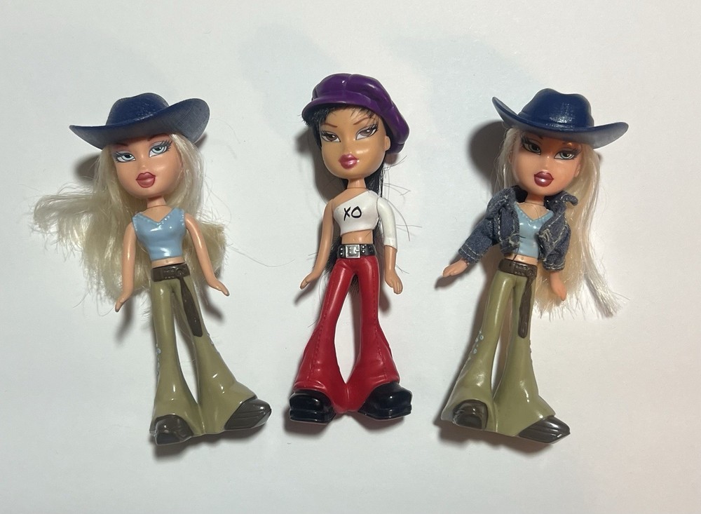 Vintage 2003 Bratz Dolls Cloe and Jade with 3 McDonald’s 5