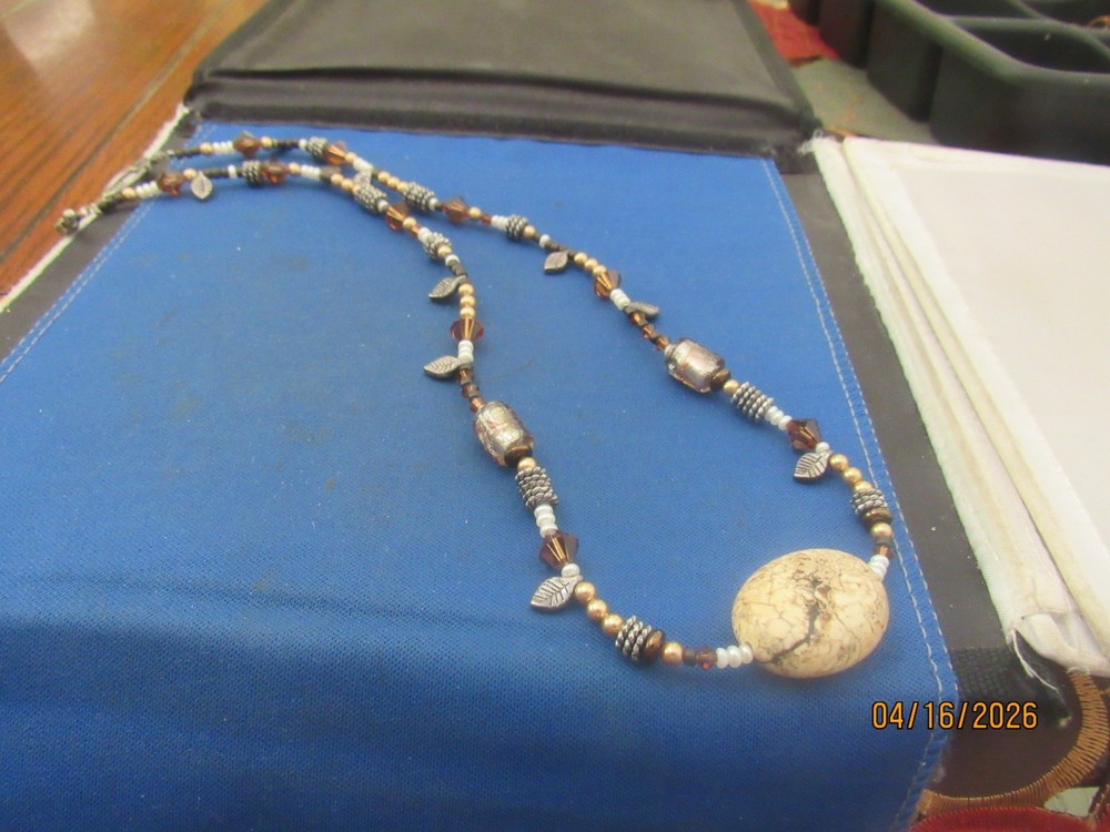 Vintage Beaded 10 Kinds Of Beads & Agate Pendant Necklace