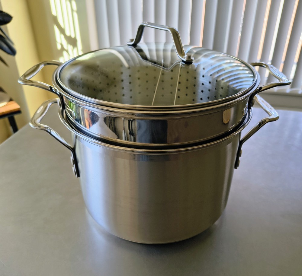 Calphalon 8Qt 8608 Stainless Stock Pot includes Lid Steamer Insert 4pc