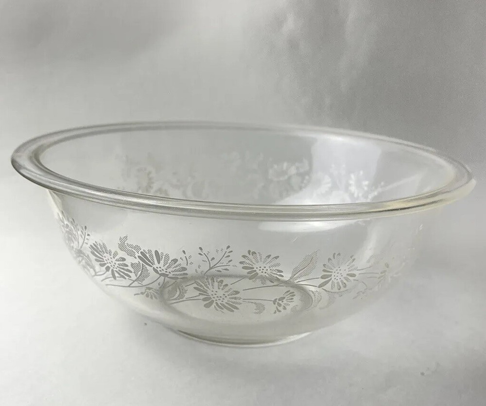 Vintage PYREX Clear Glass Nesting Mixing Bowl #325 2.5L White Lace Colonial Mist