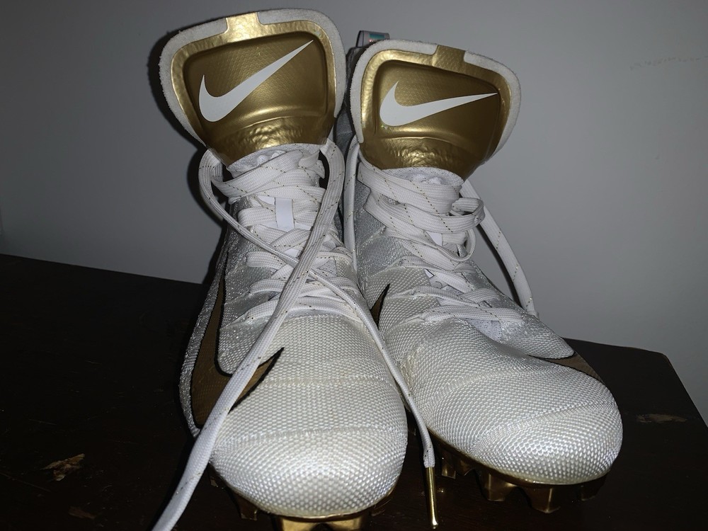Nike Vapor White Gold Men's Football Cleats for Football, Nike Sports Shoes