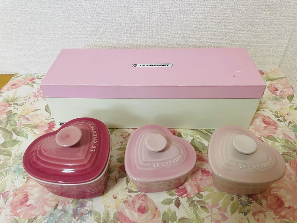 Le Creuset Ramkandamur Pink Valentine Limited Edition Japan Large & Small Set