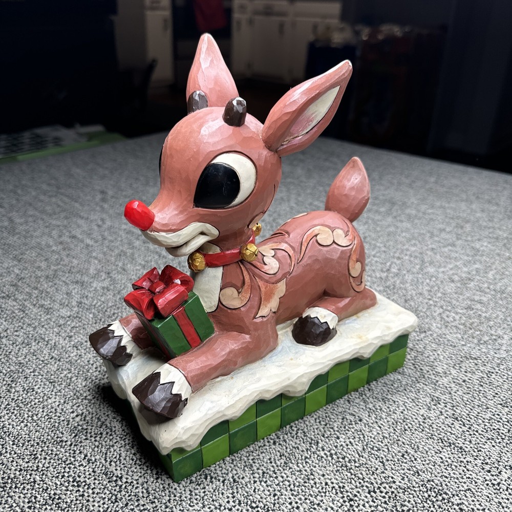 Jim Shore Rudolph The Red Nosed Reindeer Light Up Nose Figurine 4048591