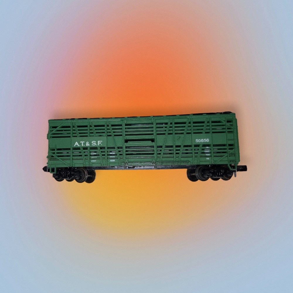 TRAIN N Scale Gauge Santa Fe Cattle Car 2253 Green Model Railroading