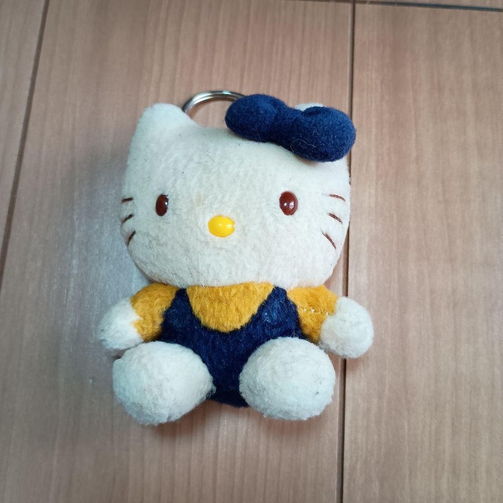 Hello Kitty Soft Plush Keychain Cute Sanrio Character Accessory