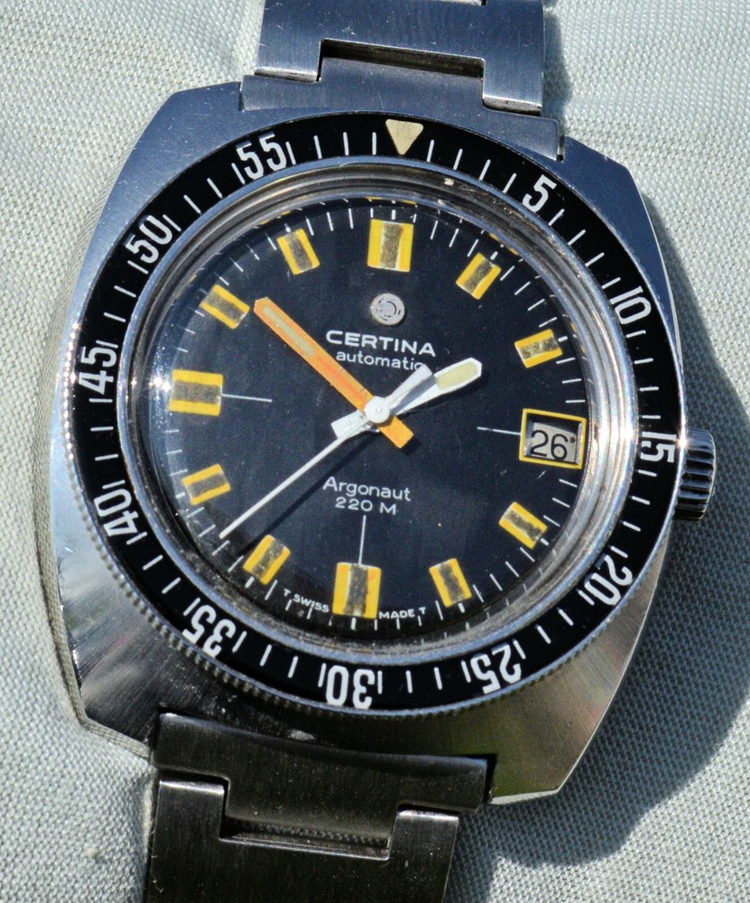 Certina Argonaut Diver Sub 220mt Watch Very Rare 1968 with Bakelite Bezel