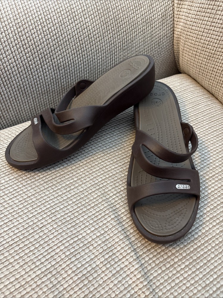 Crocs Brown Slip-On Sandals for Women Size 9 EUC Solid Logo