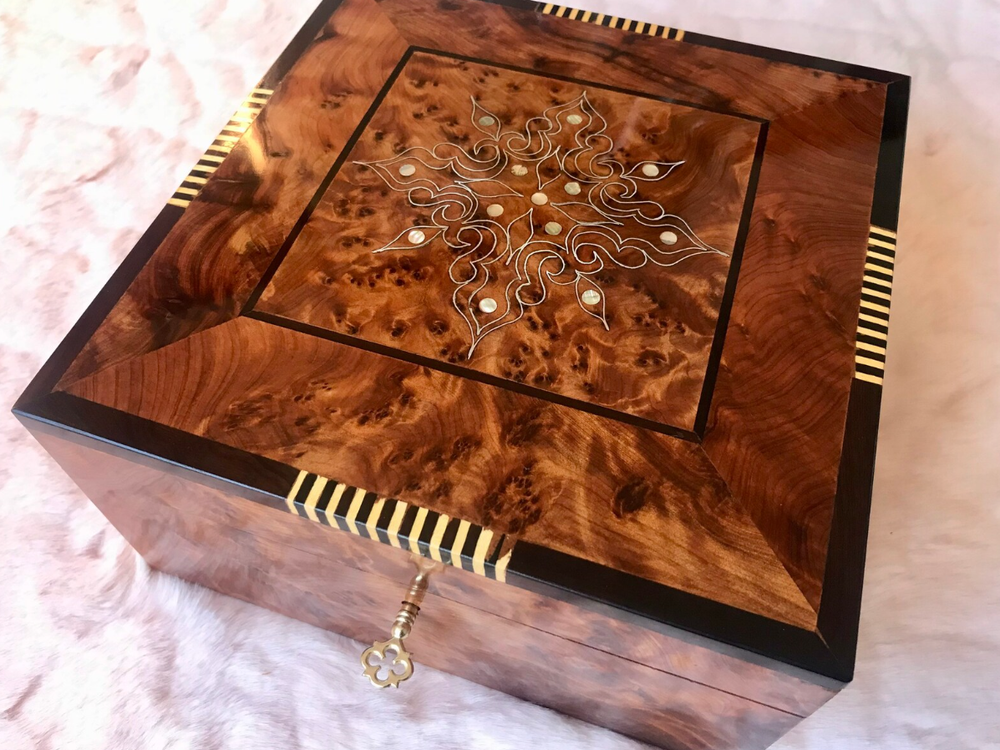 Moroccan jewellery Box lockable thuya wooden Jewelry Box organizer with key Box
