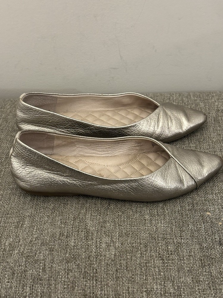 Birdies Women Silver Slip On Flats Size 7