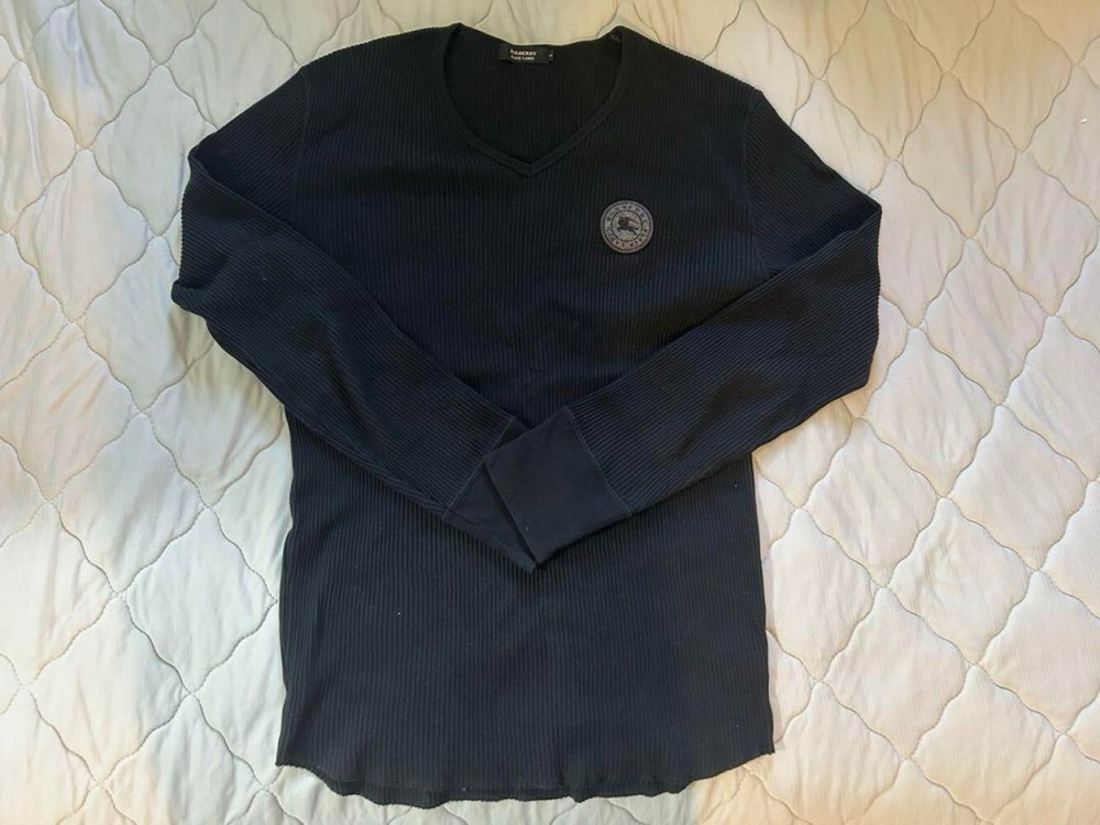 Burberry Black V-neck ribbed sweater Men's Fashion from Japan