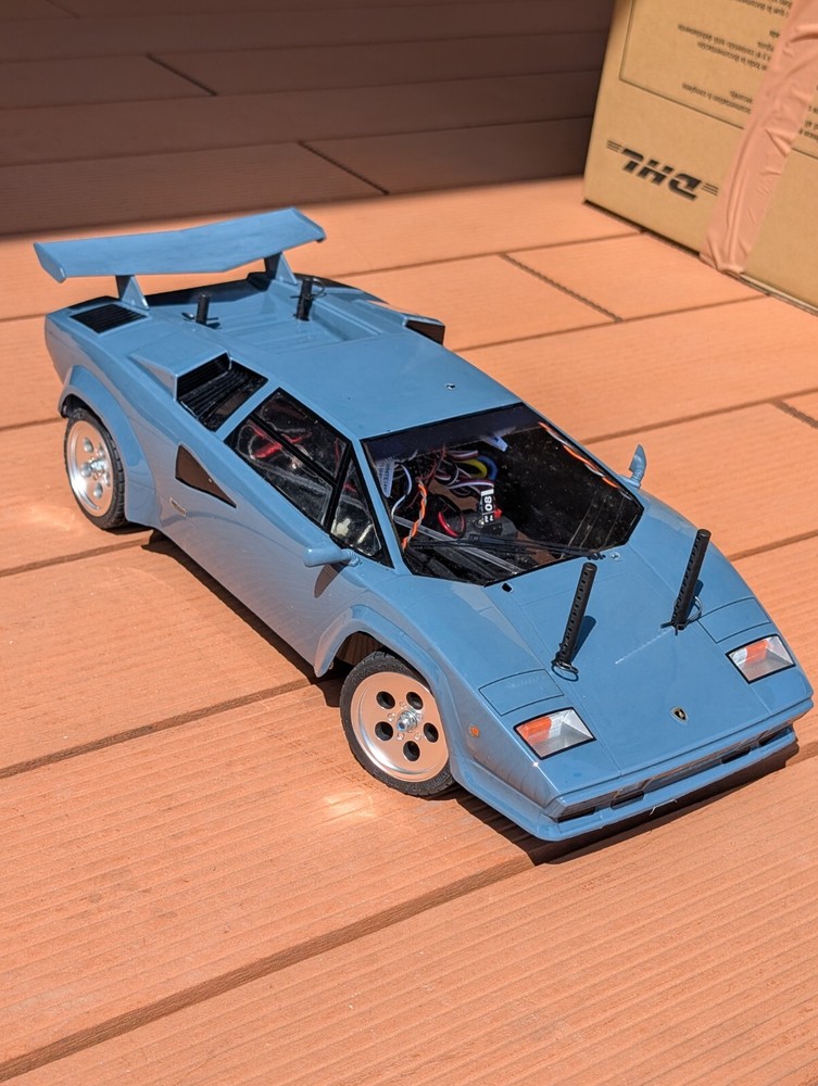 TAMIYA TT-01 Lamborghini Countach LP500S blue body shell with original box
