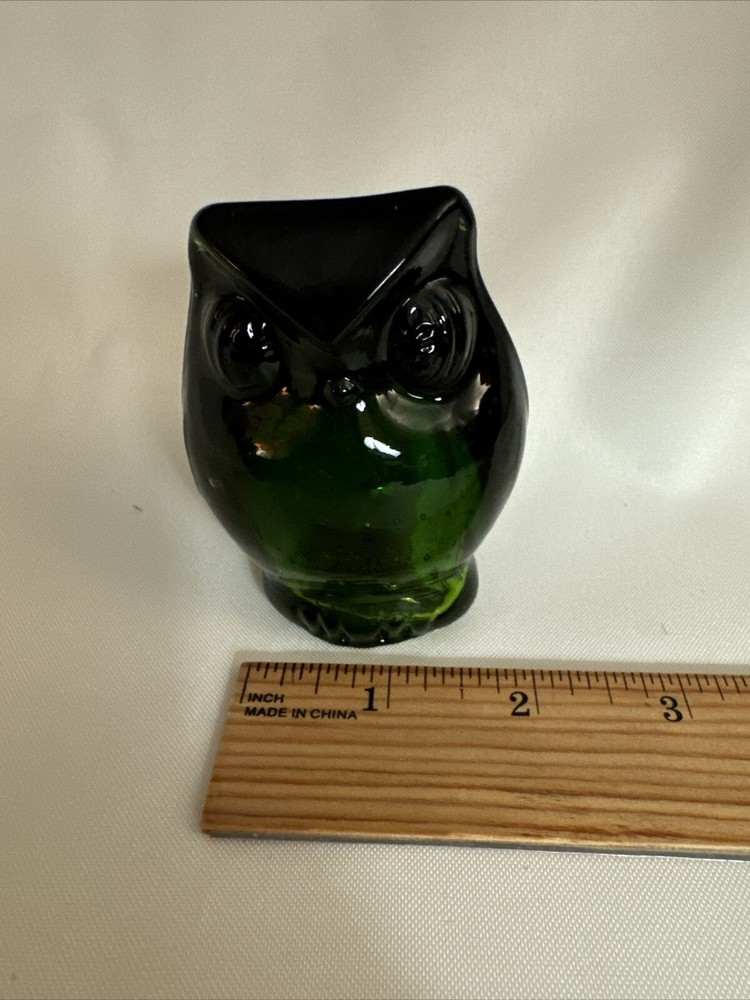 Vintage 3 Inch Green Glass Owl Paperweight Figurine