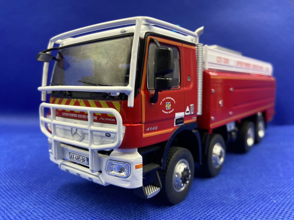 Ixo Hachette Mercedes-Benz Actros 4146 French Fire Truck Model Scale 1:43 /MIB