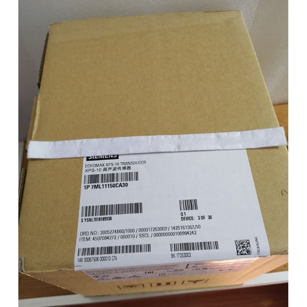 SIEMENS New ultrasonic sensor 7ML1115-0CA30 1 year warranty