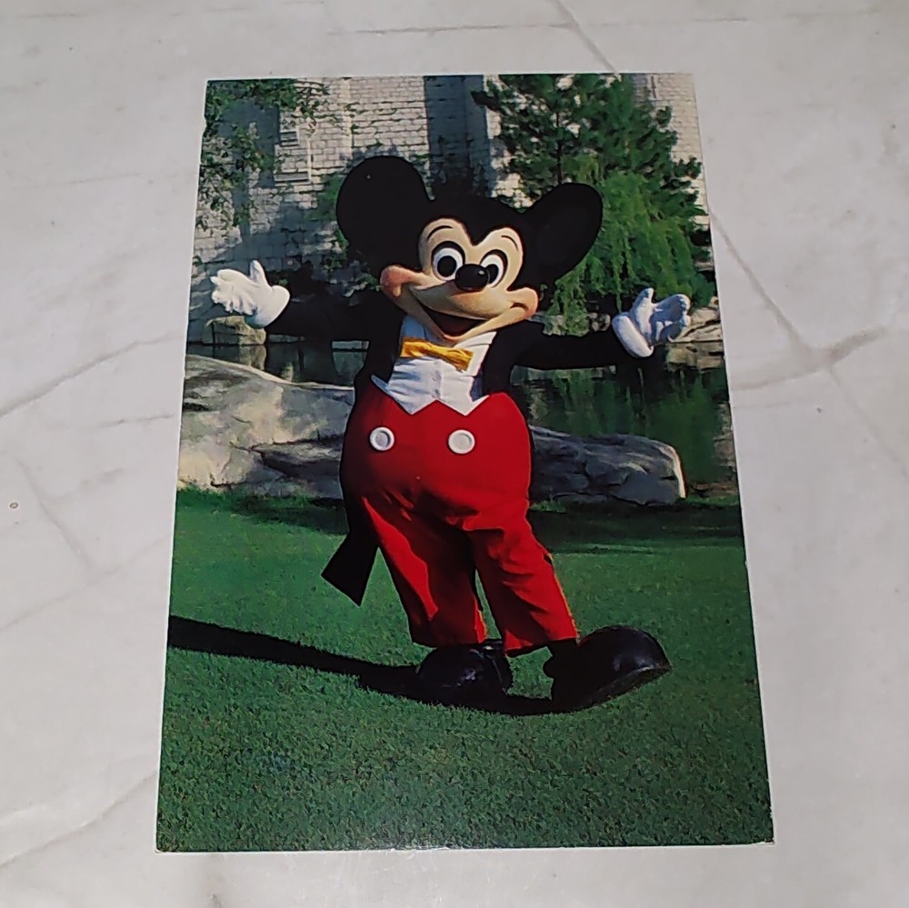 Walt Disney World Postcard Mickey Mouse Welcome Vintage