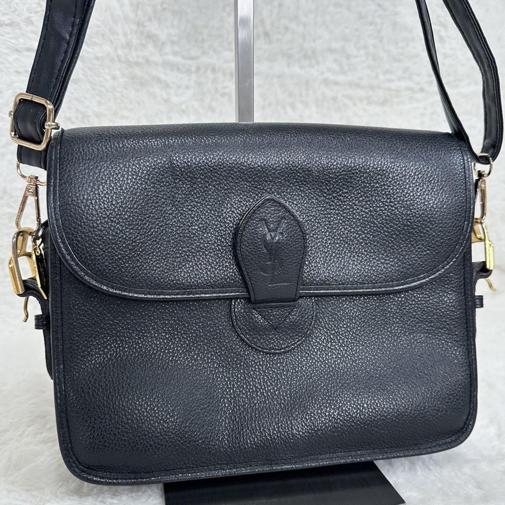 Yves Saint Laurent YSL Cassandra Black Leather Shoulder Bag Authentic F0606502