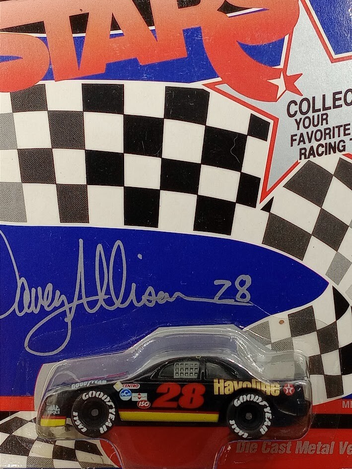 1992 Matchbox Davey Allison Texaco NASCAR 1/64 Diecast Racing Car