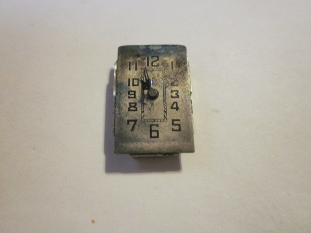 Gruen Guild Art Deco Swiss Made 15 Jewels Wrist Watch Movement Parts Or Repair