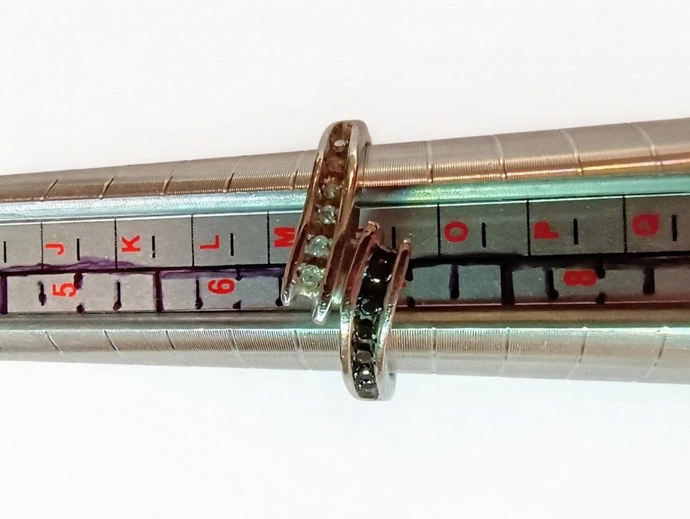 925 Sterling Silver Bypass Ring With Unknown Stones