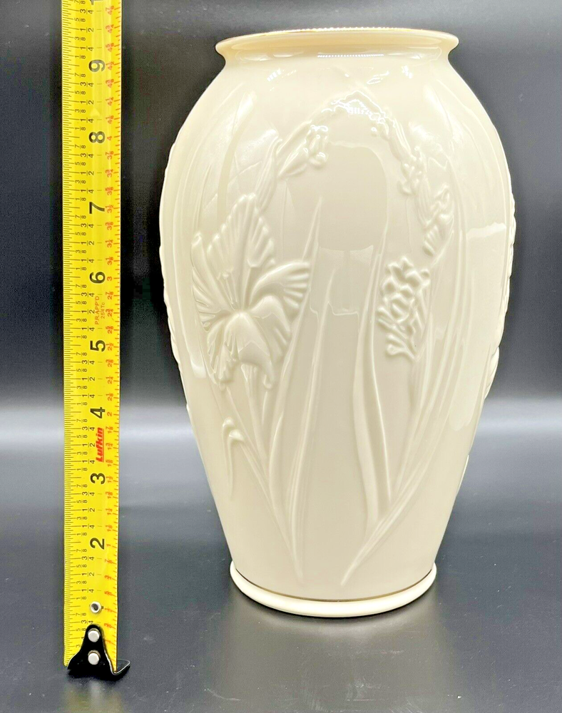 LENOX Masterpiece Collection Gold Trimmed Vase - Raised Iris Design 9.5