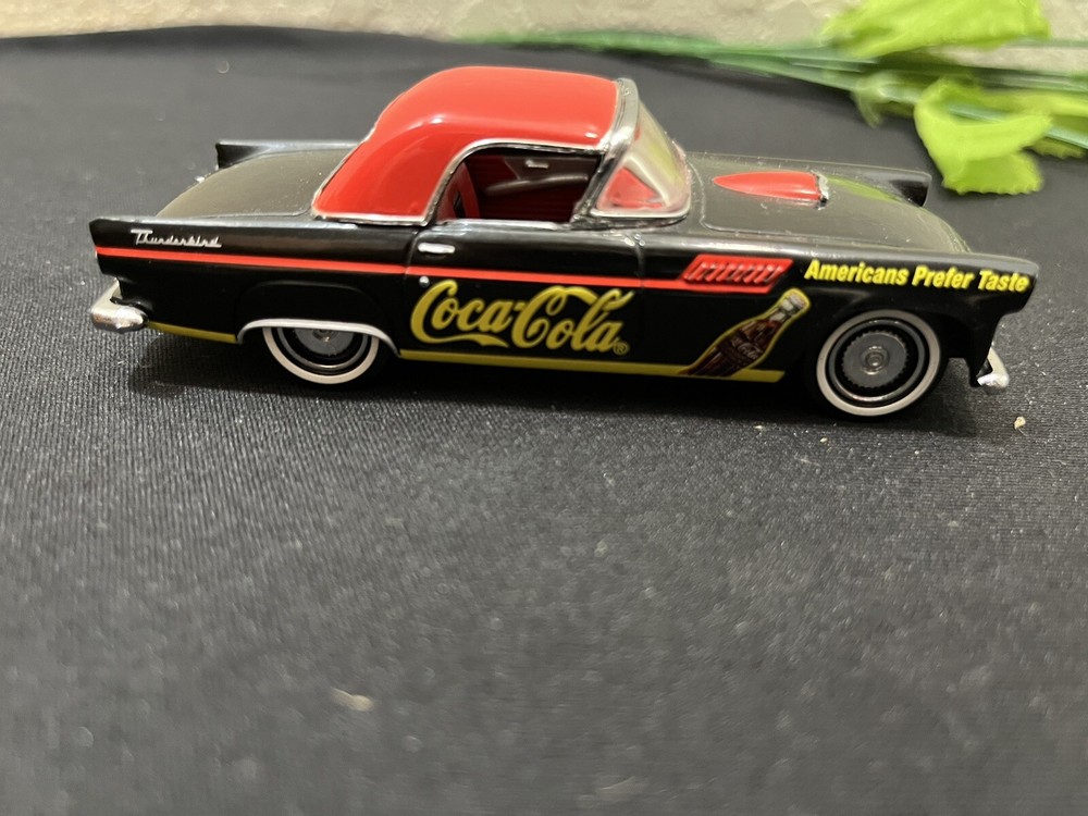 MATCHBOX COLLECTIBLES  COCA COLA SERIES 1955 FORD THUNDERBIRD  Cert Authenticity