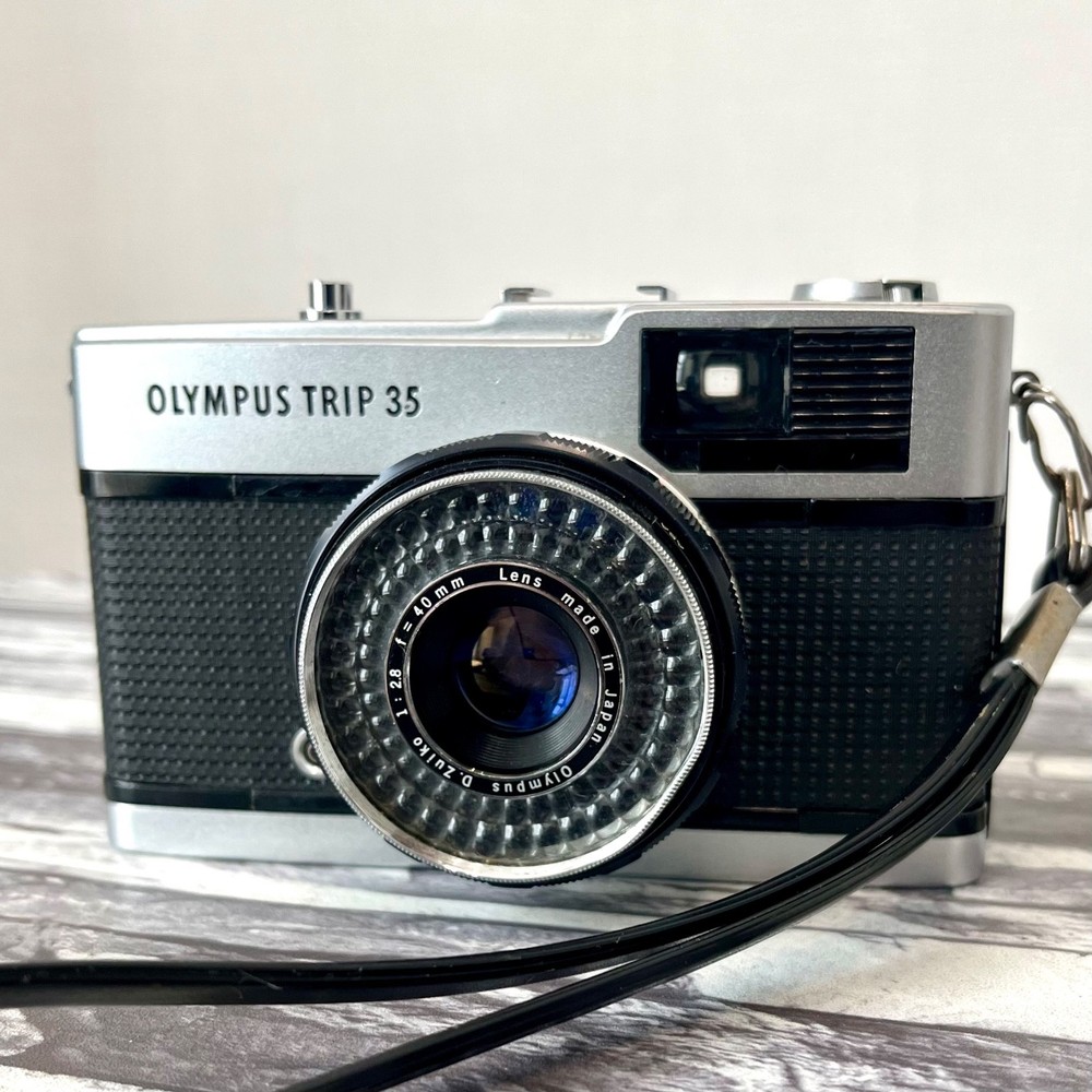 Olympus Trip 35 Point & Shoot 35mm Film Camera! From Japan