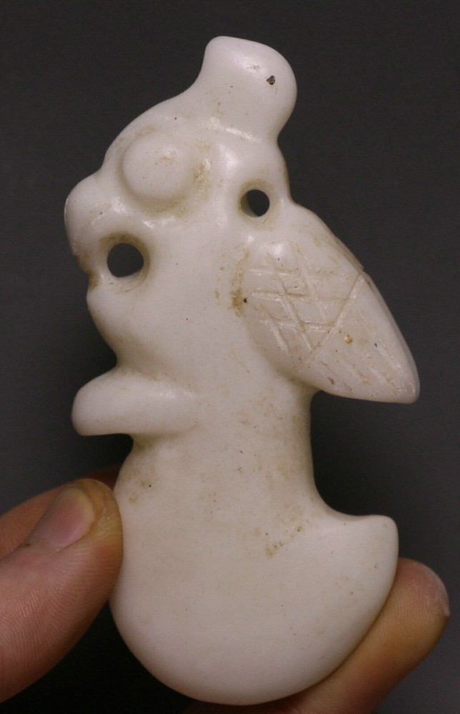 8.5CM Hongshan Culture White Jade Fengshui Fly Bird Amulet Pendant