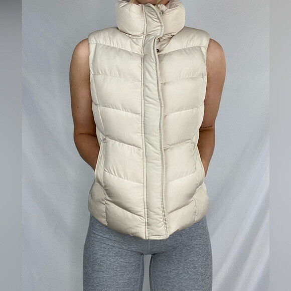 SPAO Duck Feather Puffer Vest for Cozy Fall and Winter Wear