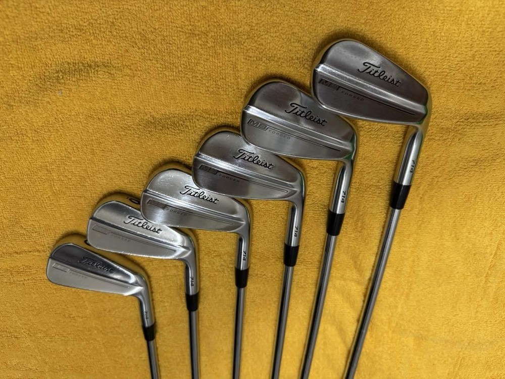 Titleist MB 714 Iron Set 5-9+PW with N.S.PRO 950GH S Flex Right-Hand Golf Clubs