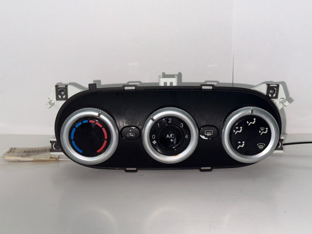 2014 - 2017 Fiat 500L AC Heater Temperature Climate Control Switches Panel OEM
