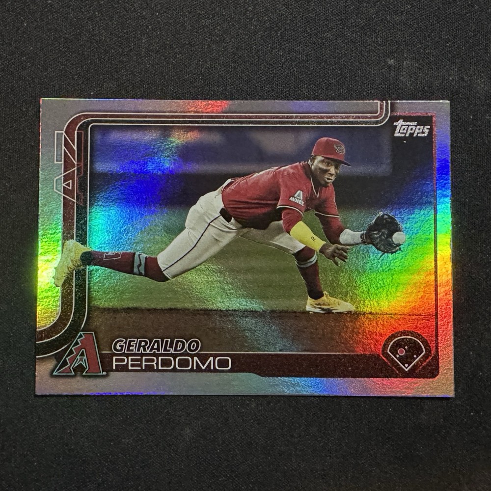 Geraldo Perdomo 2025 Topps Series 1 Rainbow Foil Parallel #228