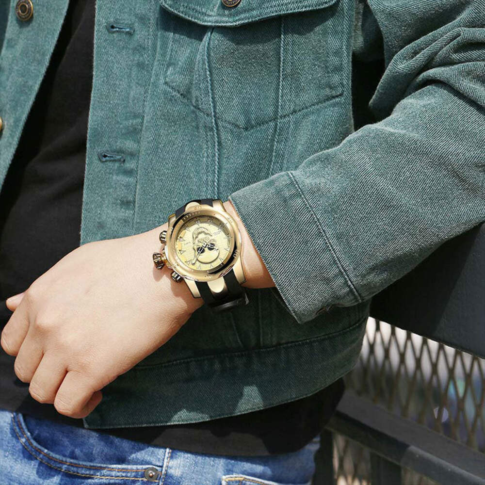 Men's Skull Quartz Watch with Large Dial and Silicone Band, Sports Style