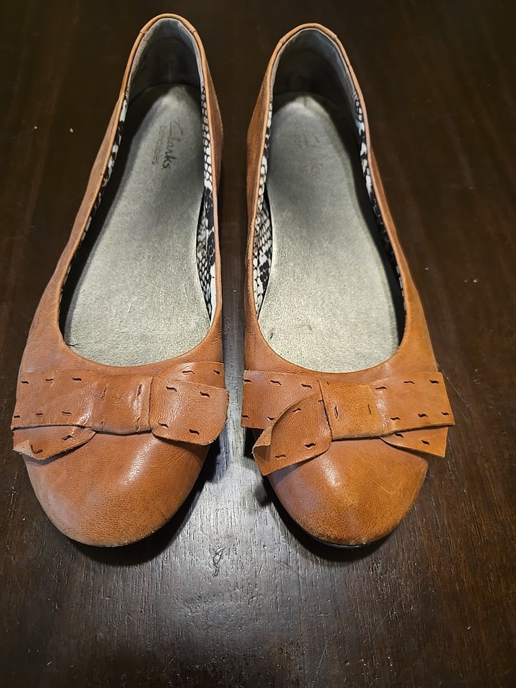 Clarks Poem Court Slip On Loafer Women's Shoes Size 10M