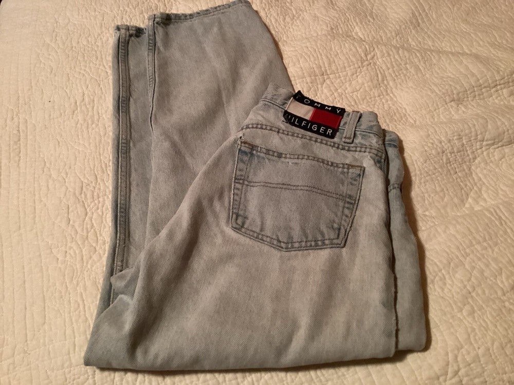 Tommy Hilfiger vintage men’s jeans distressed grunge 90s 32x28 Light Color