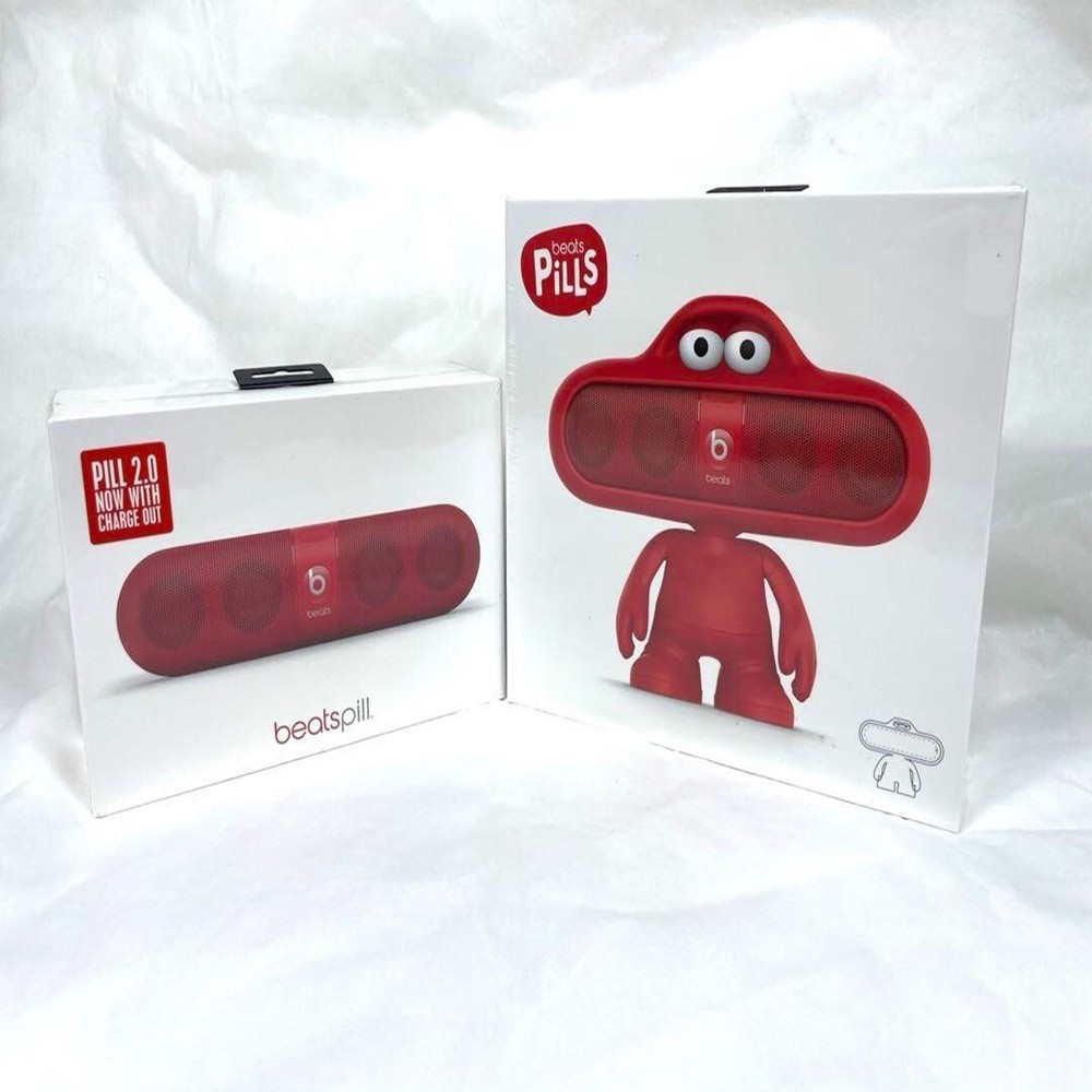 Upgrade your sound with the Beats Pill 2.0 Bluetooth speaker and stand in Pink Mint