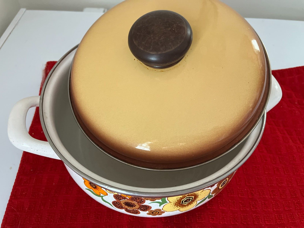 Enamelware Cookware Pot With Lid Flowers, Autumn Home Golden Colors