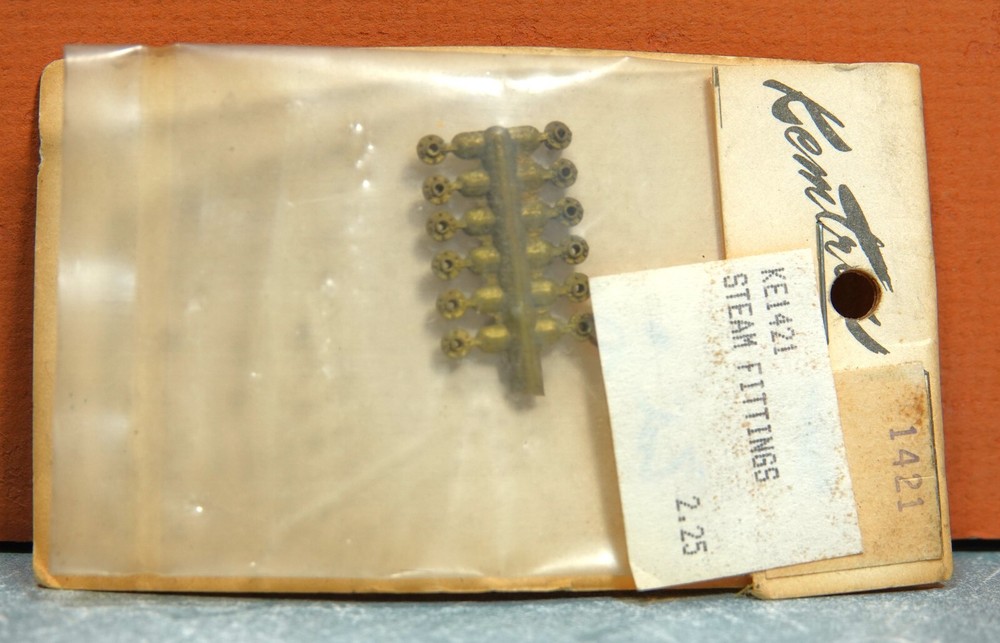 KEMTRON HO SCALE STEAM FITTINGS BRASS KIT # KE1421