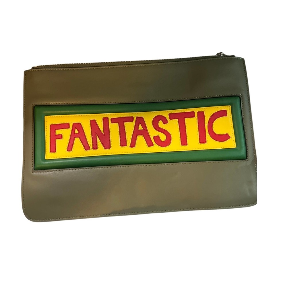 Fendi Vocabulary Fantastic Leather Clutch in Moss Green 7N0078