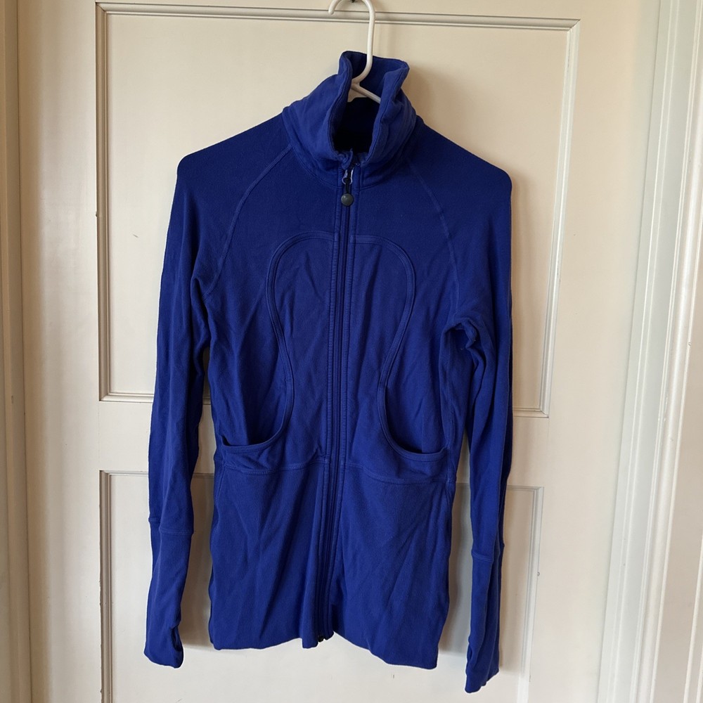 Lulmon Blue Athletic Jacket Size 8 Stretchy with Thumb Holes