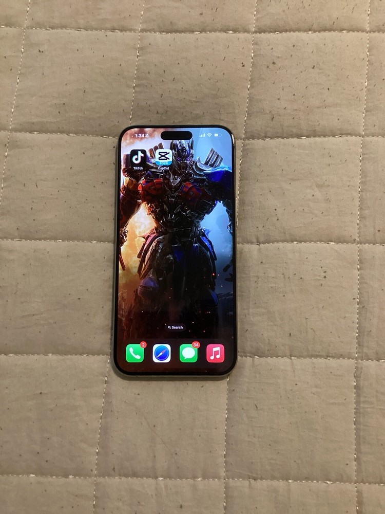 IPHONE 15 Pro Max With Tik Tok And Cap Cut