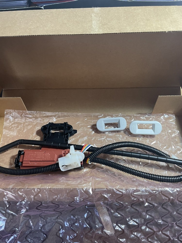 Whirlpool W10404050 Refrigerator Door Latch Replacement