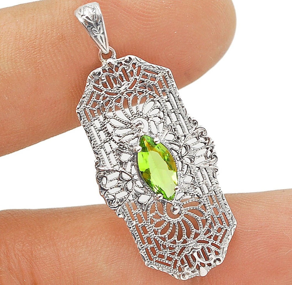 Natural Peridot 925 Solid Sterling Silver Victorian Style Pendant Jewelry AB1197